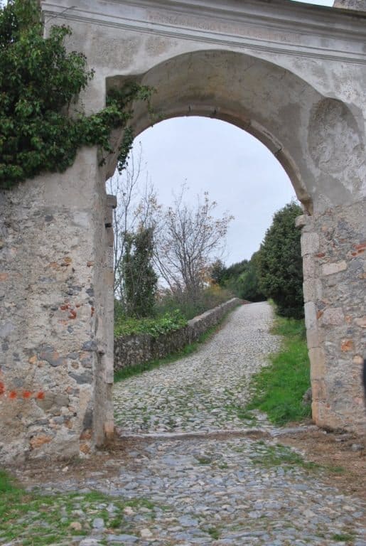 Italia, Finalborgo – strada, dicembre 2012
