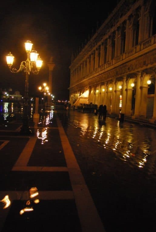 Italia, Venezia – numerose luci, novembre 2012