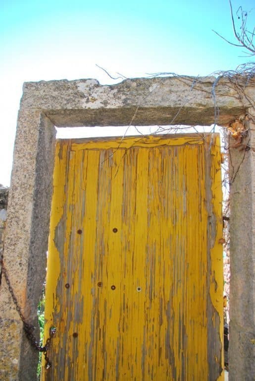 Italia, Verezzi – porta gialla, dicembre 2012