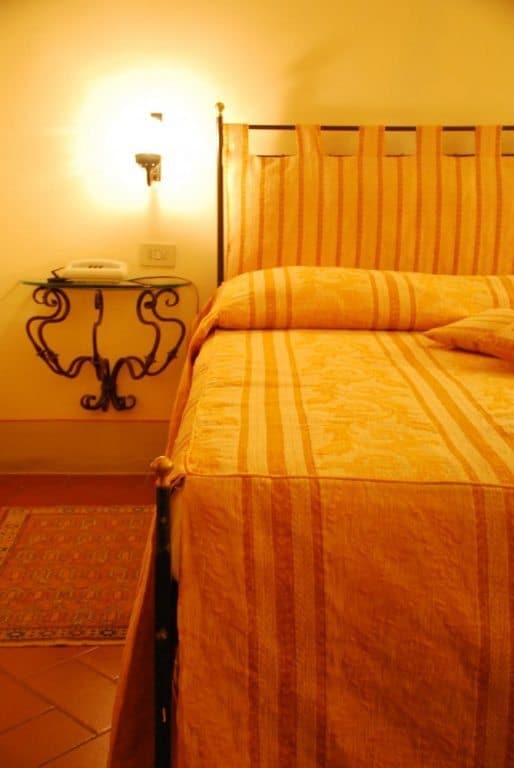 Italy, Cortona – bed, June 2014