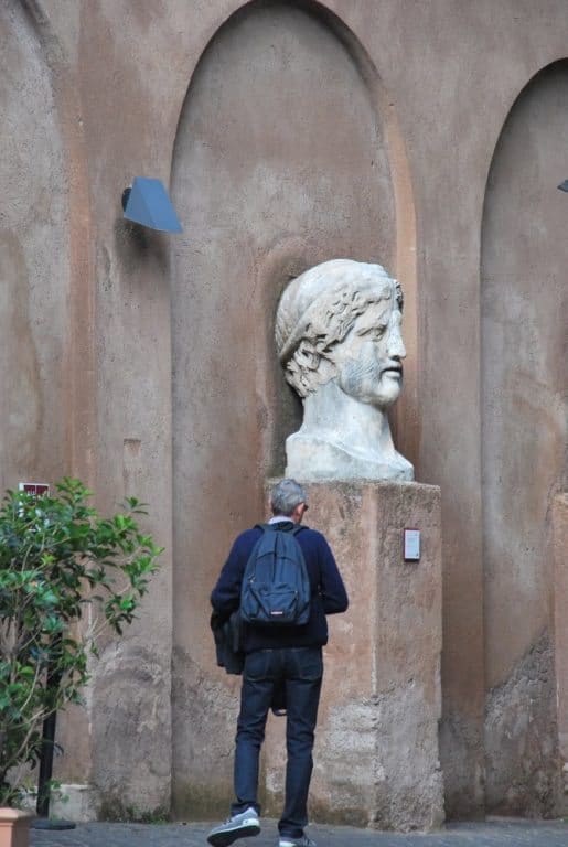 Italy, Rome – big bust, Nov.2013