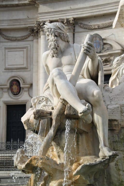 Italia, Roma – fontana, novembre 2013