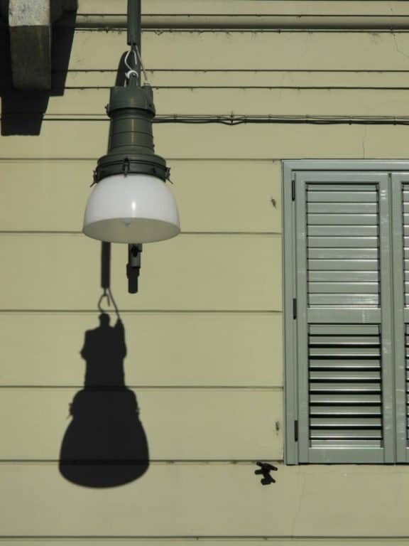 town – shadow of lamp, Feb.2016
