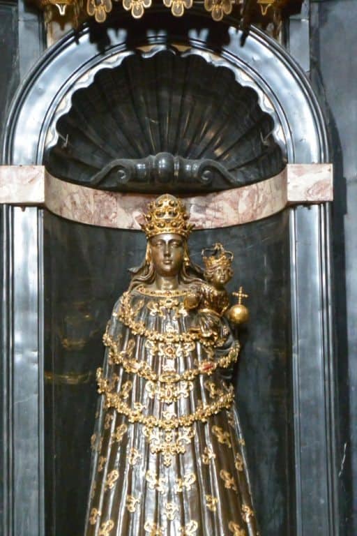Novara – statue in the church, Sept.2015