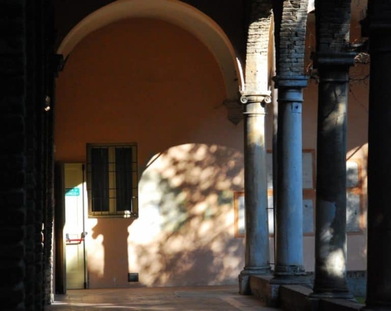 Basilica di S.Apollinare Nuovo – cortile, Feb.2015
