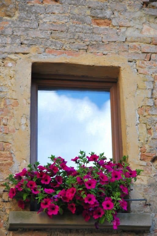 Italia, Volterra – riflesso del cielo, mag. 2014