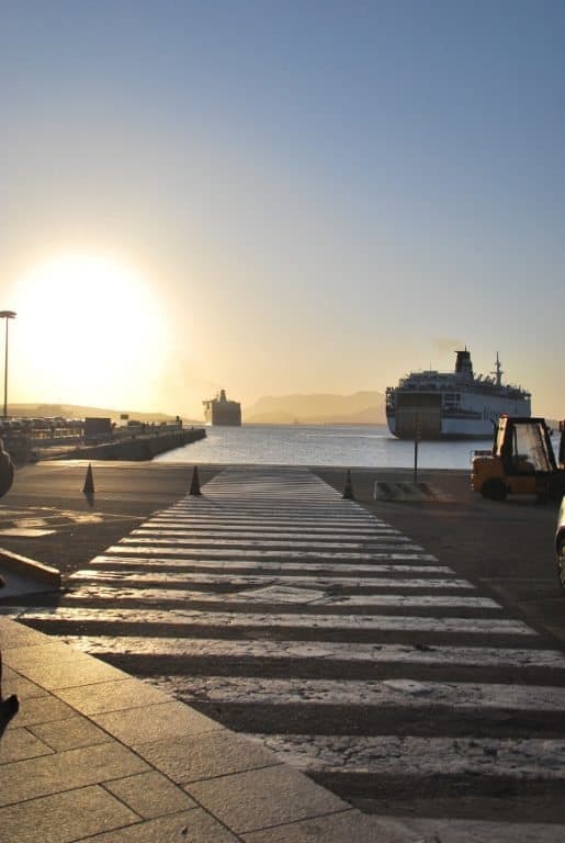 Il porto dei traghetti di Olbia in Sardegna