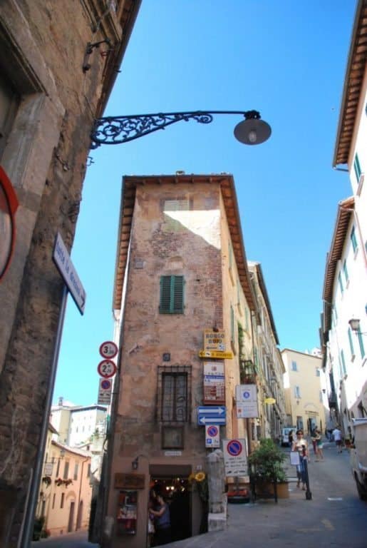 Italy, Montepulciano – at the corner 2010