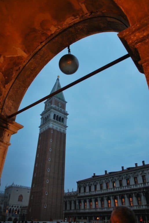 Italy, Venice – arch, Nov. 2012
