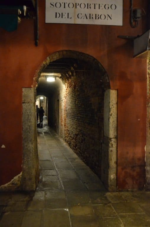 at night – tunnel, Oct.2015