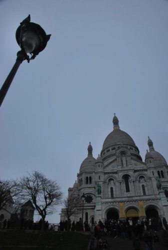 Ascoltare la messa alla basilica du Sacré-Coeur