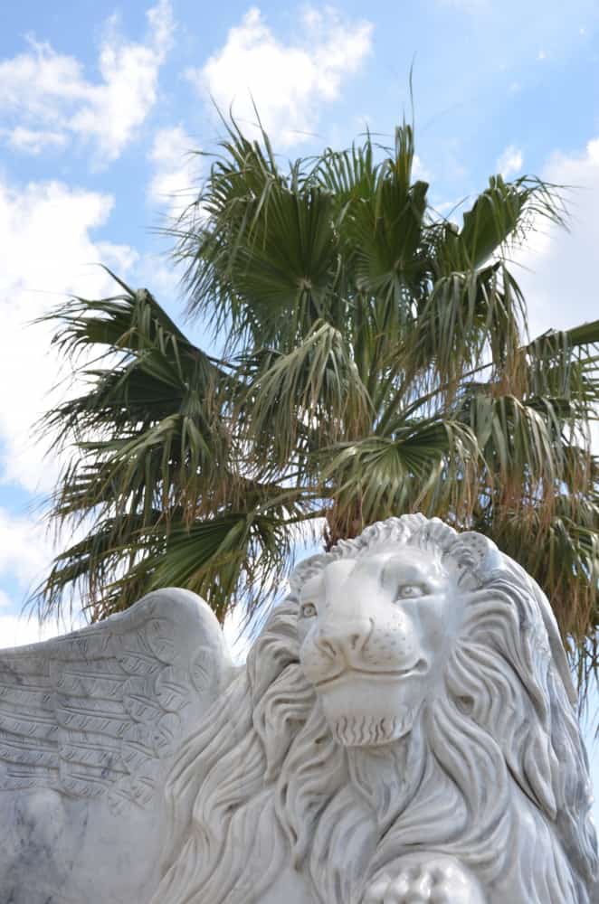 Larnaca – smiling lion, Apr.2015