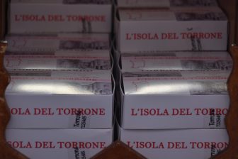 イタリア　サルディニア　アルゲーロ　L'Isola del Torroneの箱
