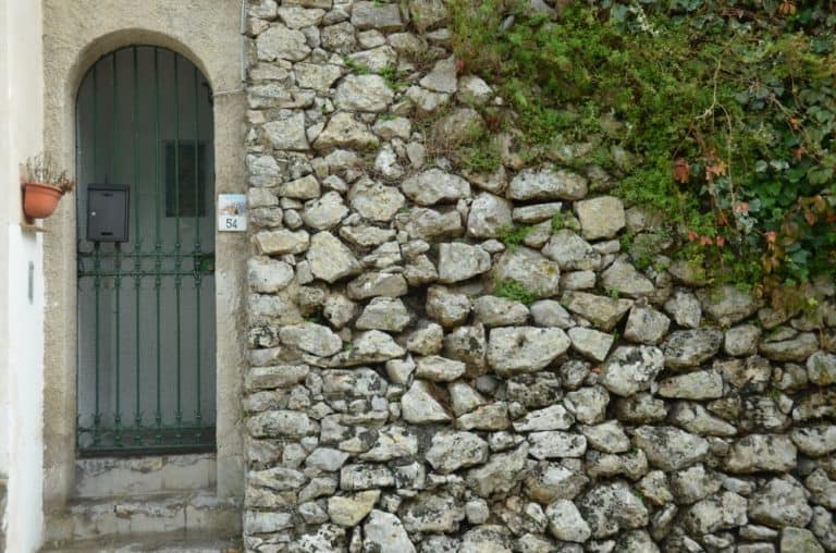 Ravello – muro di pietre, Ott.2015 (Costiera Amalfitana)