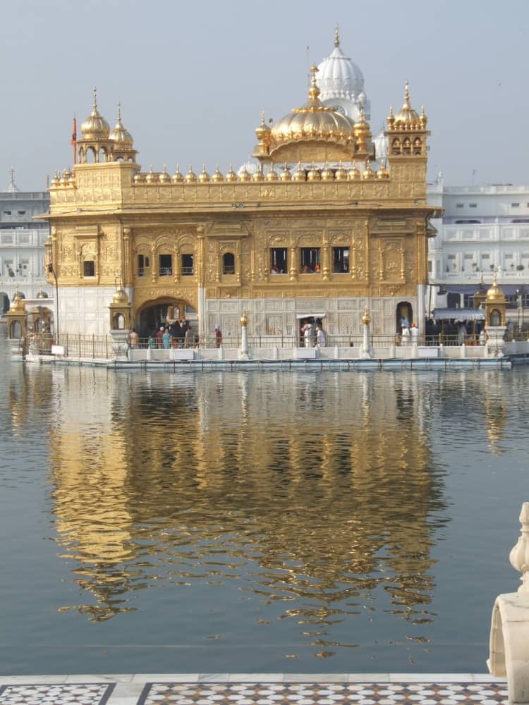 India, Amritsar – Temoio d’Oro, set. 2006 (Amritsar)