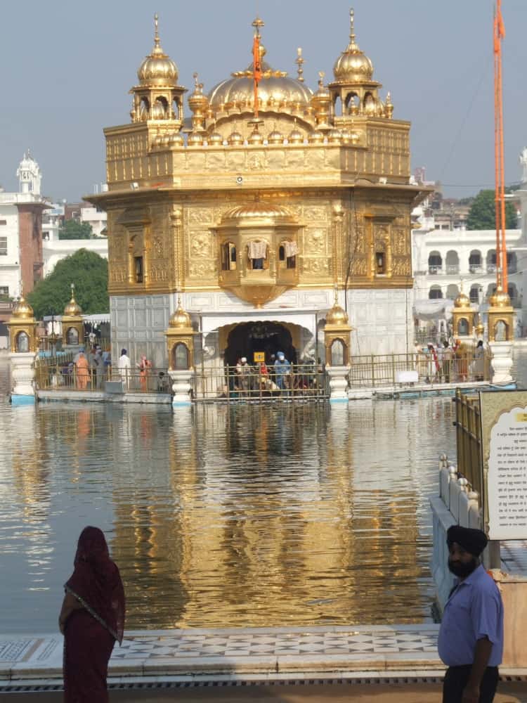 India, Amritsar – d’orato, set. 2006 (Amritsar)