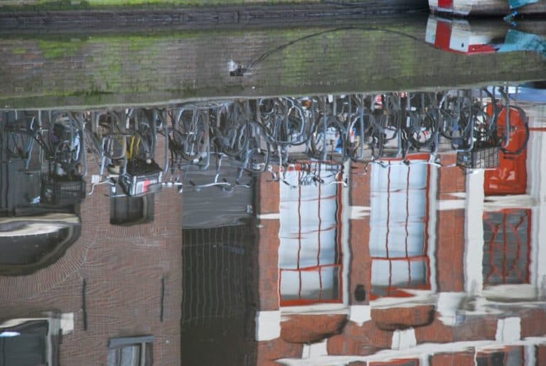 The Netherlands, Amsterdam – reflection, 2011 (Ámsterdam)