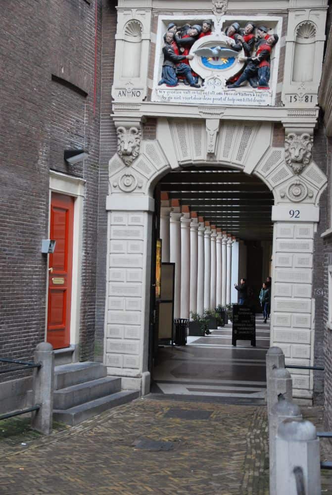 The Netherlands, Amsterdam – entrance, 2011 (Ámsterdam)