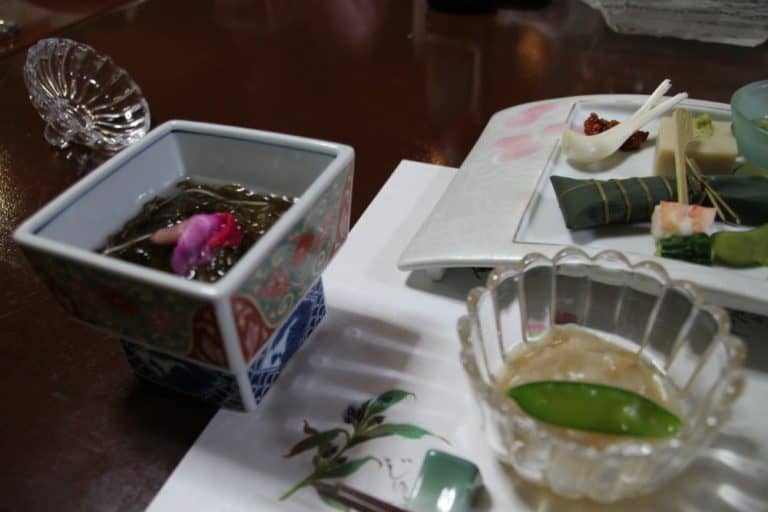 日本、熱海－旅館の食事 2014年8月 (伊豆)
