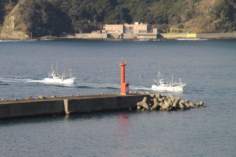 Japan, Awa Kominato – two boats, Dec.2014