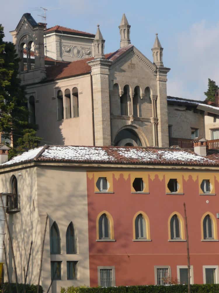 Italia, Bergamo – chiesa, 2010 (Lombardia)