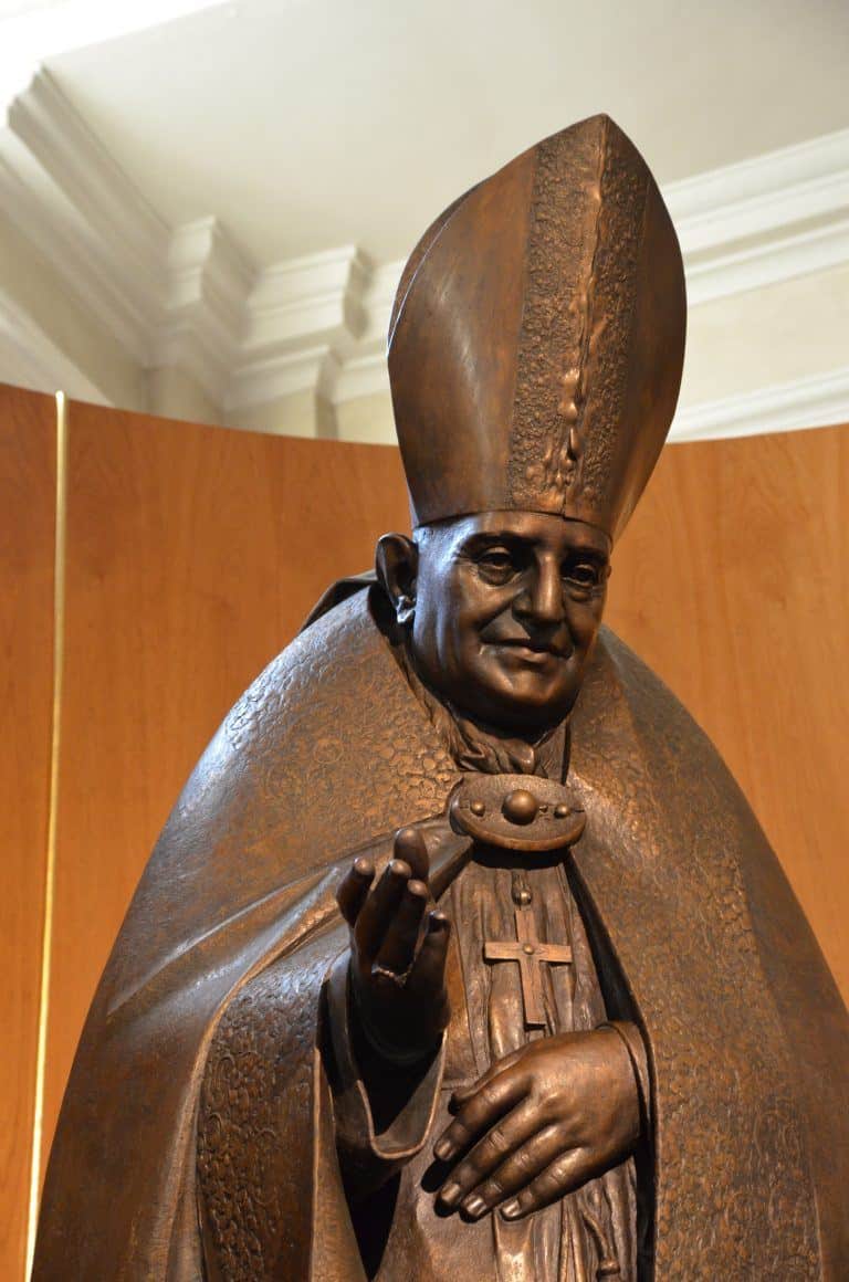 Bergamo, Cathedral – the Good Pope, Apr.2018 (Lombardia)