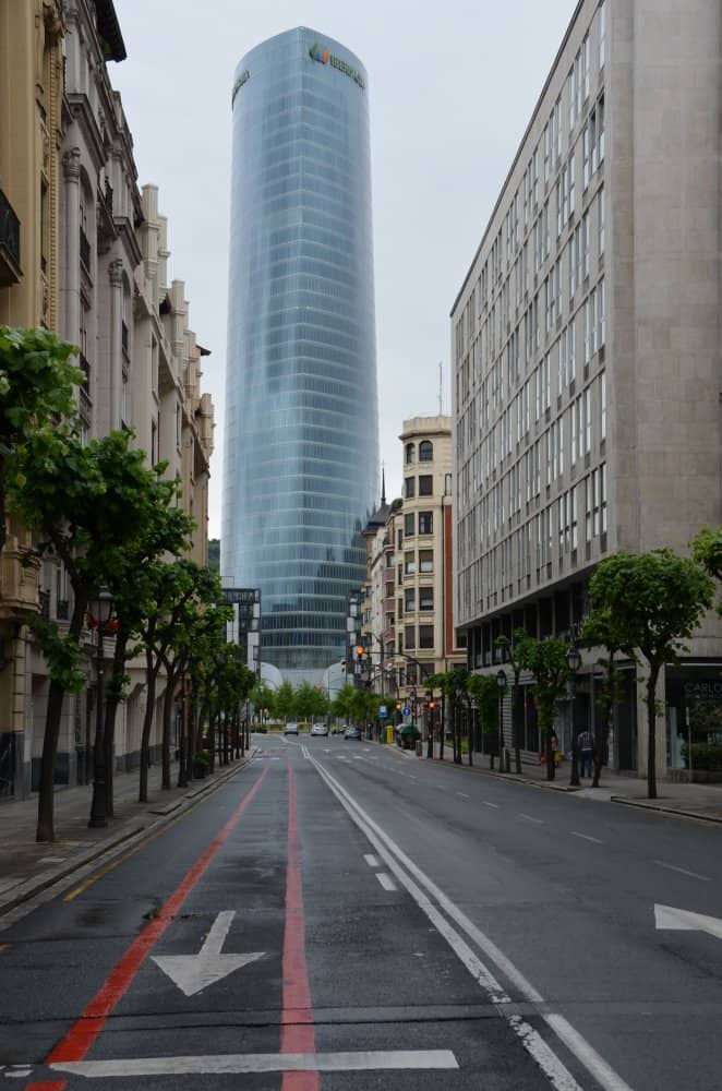 スペイン、ビルバオ－矢印 2014年5月 (ビルバオ)