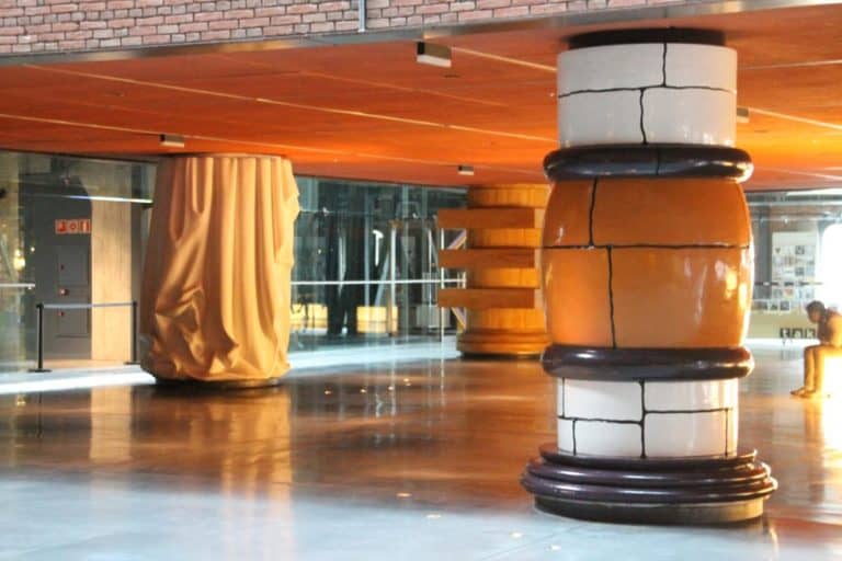 Spagna, Bilbao – colonne diverse, mag. 2014 (Bilbao)
