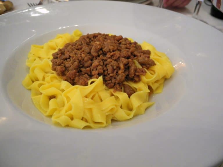 Una genuina pasta alla bolognese