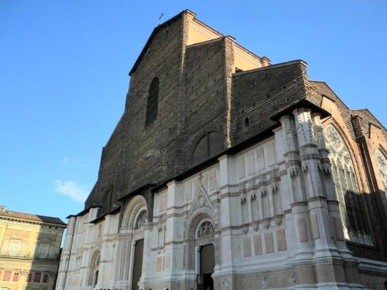 town – church, June 2015 (Emilia-Romaña)