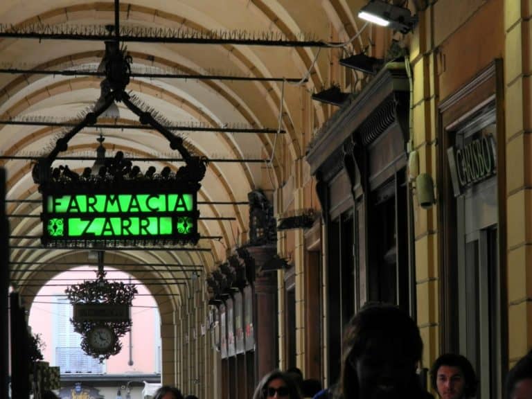town – pharmacy, June 2015 (Emilia-Romaña)