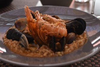 Risotto-Mariscos-Plato-restaurante-Bora