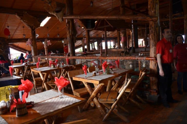 Romania, Bran – ristorante, apr. 2014 (Bran)