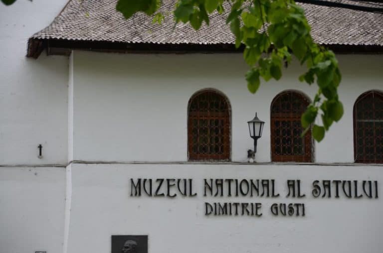 Romania, Bucarest – museo, apr. 2014 (Bucarest)