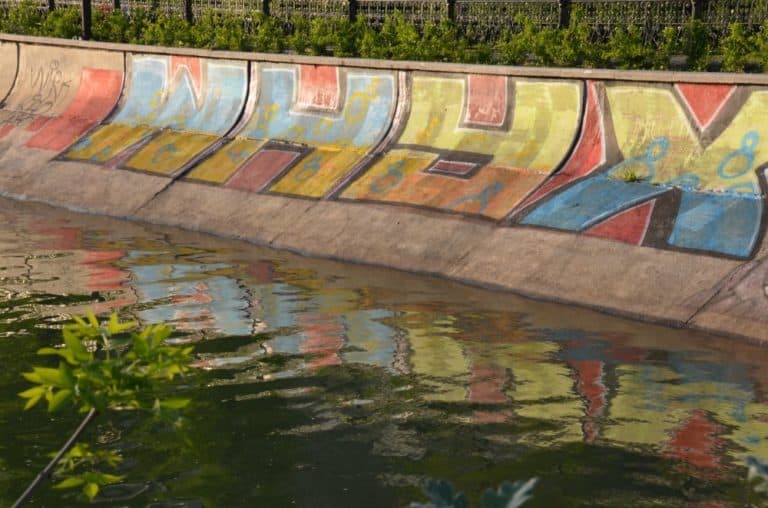 Romania, Bucharest – colours, Apr. 2014 (Bucharest)