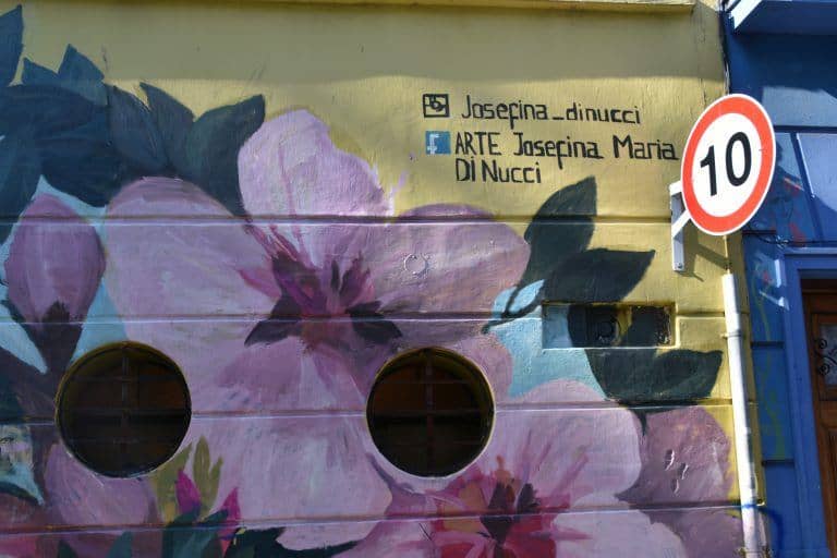Buenos Aires, Palermo, Graffiti Tour – round windows, Mar. 2018 (Buenos Aires)