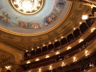 ブエノスアイレスのコロン劇場の天井