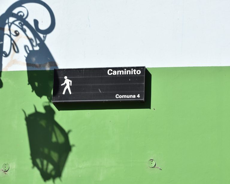 Buenos Aires, La Boca – sign and shadow, Mar.2018 (Buenos Aires)