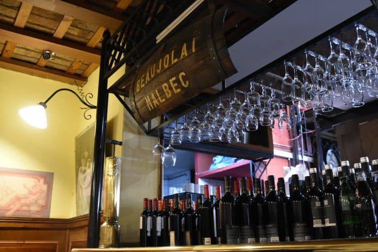 Buenos Aires, Prosciutto restaurant – bottles, Apr.2018 (Buenos Aires)