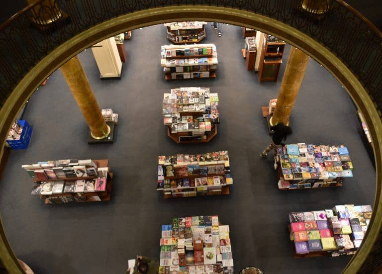 Buenos Aires, El Ateneo – looking down, Mar.2018 (Buenos Aires)