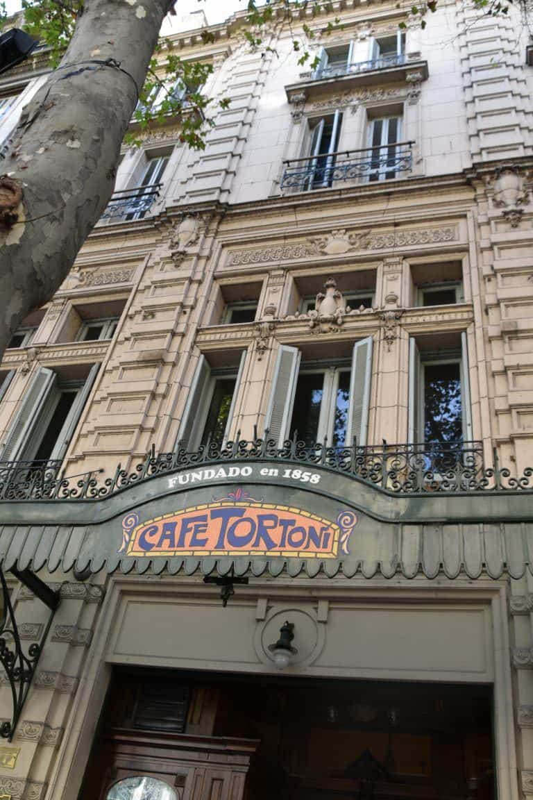 argentina-capitale-buenos-aires-cafe-tortone