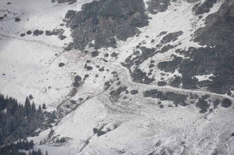 Romania, Busteni – road down there, Apr. 2014 (Sinaia)