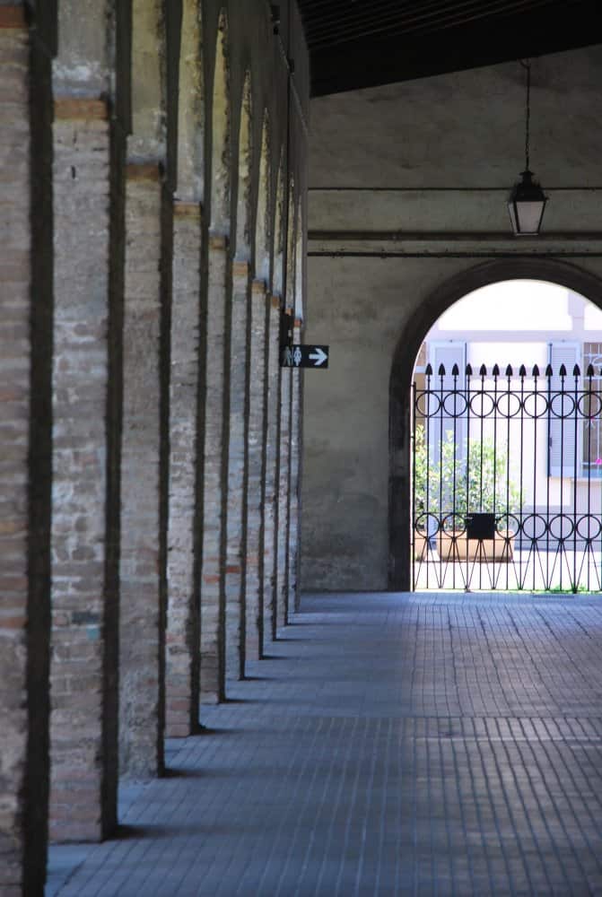 Italia, Caravaggio – freccia, agosto 2013 (Lombardia)