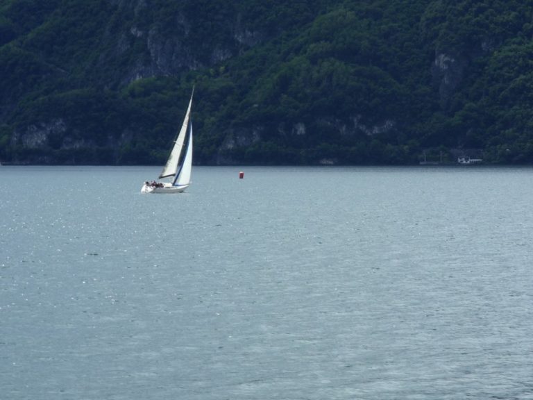 Italia, Lago di Como – barca a vela, mag. 2014 (Lombardia)