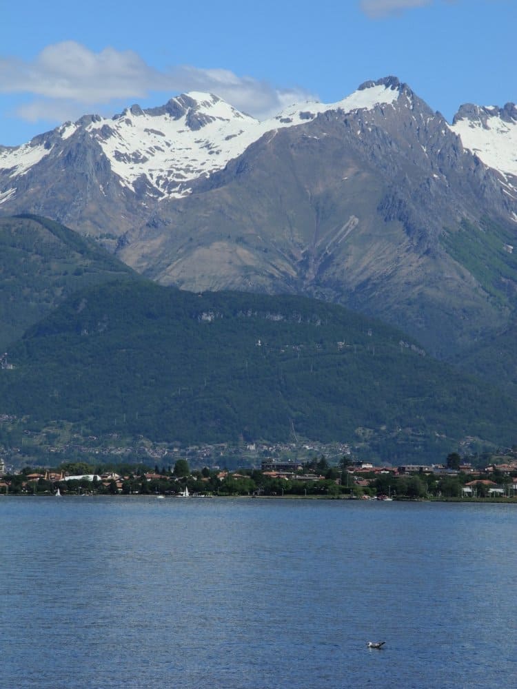 Italia, Como – due finestre, gennaio 2013 (Lombardia)