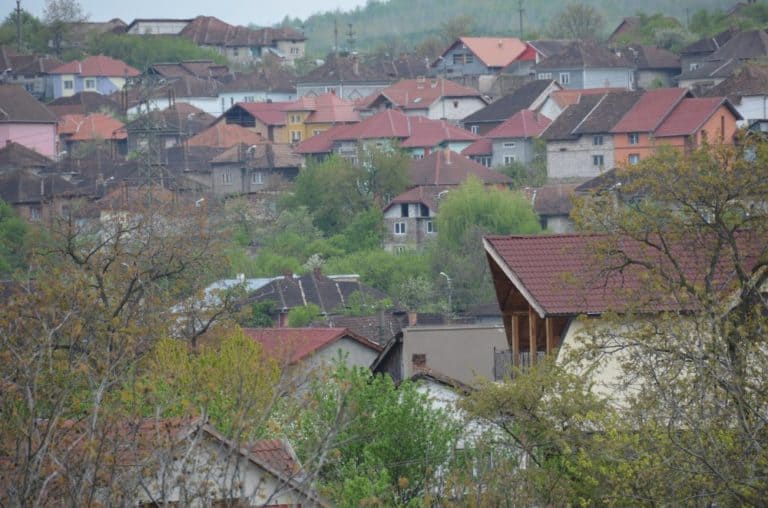 Romania, Hunedoara – houses, Apr.2014 (Hunedoara)