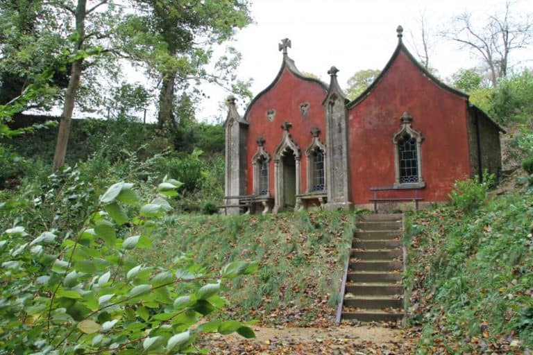 England, RococoGarden – to the red house, Oct.2013 (Cotswolds)