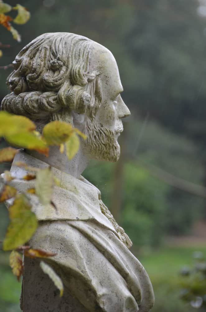 England, RococoGarden – profile, Oct.2013 (Cotswolds)