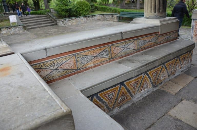 Romania, Cozia Monastery – pattern, Apr. 2014 (Valcea)
