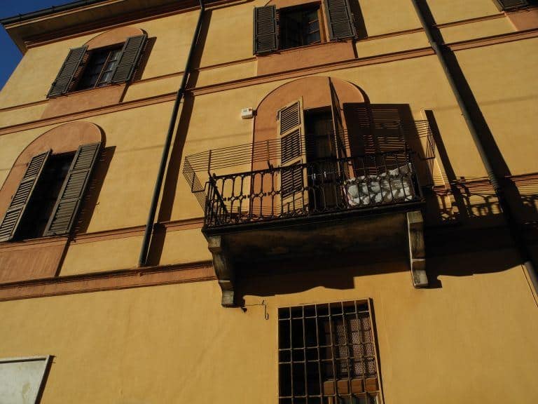 Cremona – windows, Jan.2018 (Lombardia)